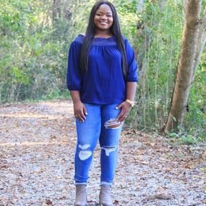 Meet your Posher, A'kyiah